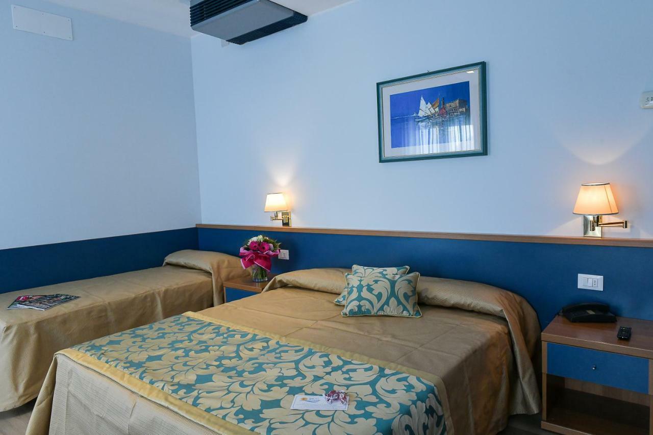 לידו די ג'סולו Hotel Souvenir מראה חיצוני תמונה